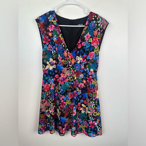 NWT Nasty Gal Black Multi-Color Floral V-neck Mini Dress Size 12 - Picture 5 of 8
